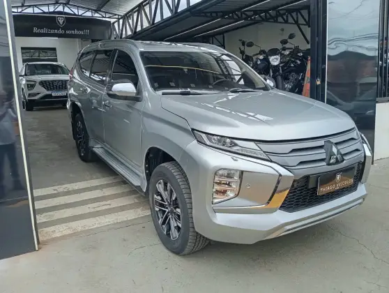 MITSUBISHI PAJERO SPORT 2.4 16V MIVEC TURBO DIESEL HPE AWD AUTOMÁTICO