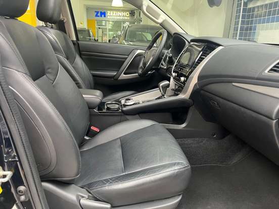 MITSUBISHI-PAJERO SPORT-2.4 16V MIVEC TURBO DIESEL HPE-S AWD AUTOMÁTICO MITSUBISHI-PAJERO SPORT-2020