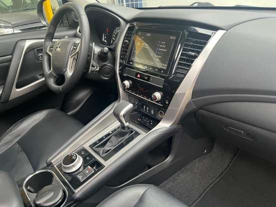 MITSUBISHI-PAJERO SPORT-2020