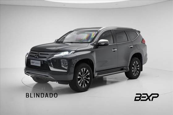 MITSUBISHI PAJERO SPORT 2.4 16V MIVEC TURBO DIESEL HPE-S AWD AUTOMÁTICO