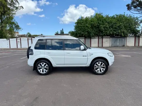MITSUBISHI-PAJERO TR4-2013