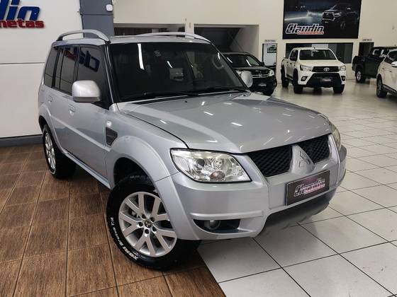 MITSUBISHI PAJERO TR4 2.0 4X2 16V 140CV FLEX 4P AUTOMÁTICO