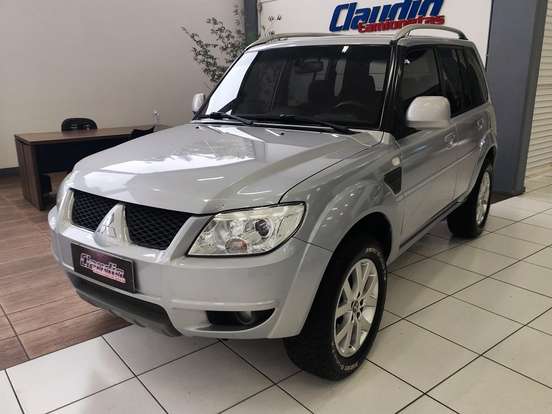 MITSUBISHI-PAJERO TR4-2.0 4X2 16V 140CV FLEX 4P AUTOMÁTICO MITSUBISHI-PAJERO TR4-2012