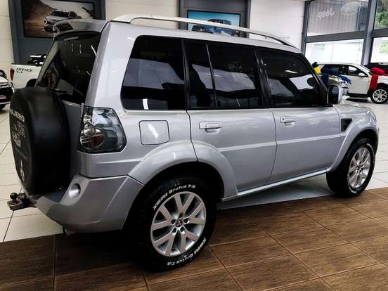 MITSUBISHI-PAJERO TR4-2.0 4X2 16V 140CV FLEX 4P AUTOMÁTICO MITSUBISHI-PAJERO TR4-2012