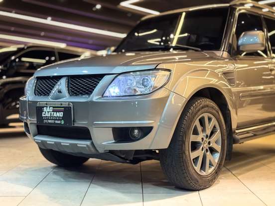 MITSUBISHI-PAJERO TR4-2014