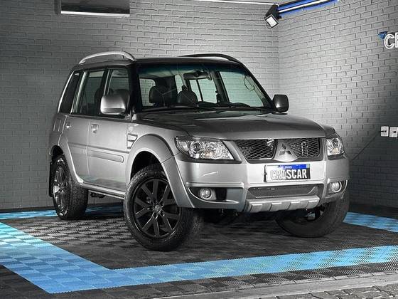 MITSUBISHI PAJERO TR4 2.0 4X2 16V 140CV FLEX 4P AUTOMÁTICO