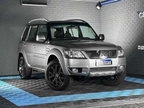 MITSUBISHI-PAJERO TR4-2.0 4X2 16V 140CV FLEX 4P AUTOMÁTICO MITSUBISHI-PAJERO TR4-2013