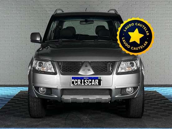 MITSUBISHI-PAJERO TR4-2013