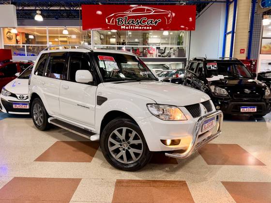 MITSUBISHI PAJERO TR4 2.0 4X2 16V 140CV FLEX 4P AUTOMÁTICO