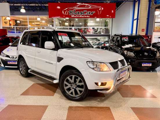 MITSUBISHI-PAJERO TR4-2014