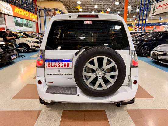 MITSUBISHI-PAJERO TR4-2014