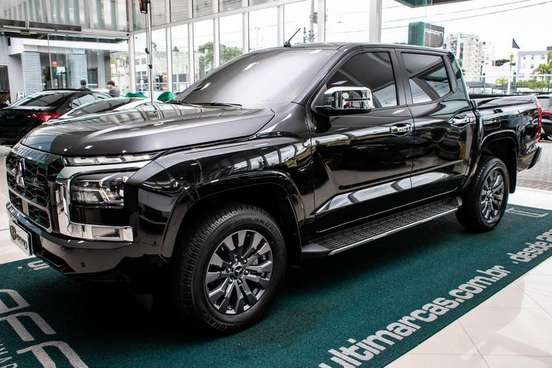 MITSUBISHI-TRITON-2026