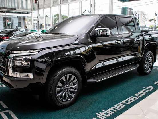 MITSUBISHI-TRITON-2.4 BITURBO DIESEL CD HPE-S 4X4 AUTOMÁTICO MITSUBISHI-TRITON-2026