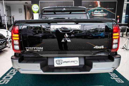 MITSUBISHI-TRITON-2026