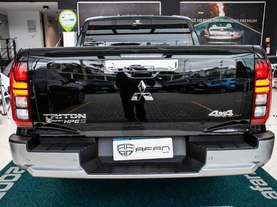 MITSUBISHI-TRITON-2.4 BITURBO DIESEL CD HPE-S 4X4 AUTOMÁTICO MITSUBISHI-TRITON-2026