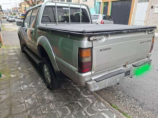 MITSUBISHI-L200-2.5 GLS 4X4 CD 8V TURBO DIESEL 4P MANUAL MITSUBISHI-L200-2002