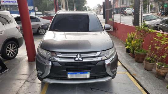 MITSUBISHI-OUTLANDER-2016