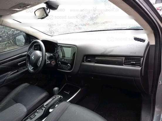 MITSUBISHI-OUTLANDER-2.0 16V GASOLINA 4P AUTOMÁTICO MITSUBISHI-OUTLANDER-2016