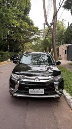 MITSUBISHI-OUTLANDER-2018