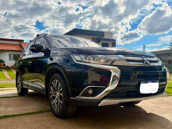 MITSUBISHI-OUTLANDER-3.0 GT 4X4 V6 24V GASOLINA 4P AUTOMÁTICO MITSUBISHI-OUTLANDER-2015