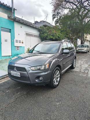 MITSUBISHI-OUTLANDER-2009