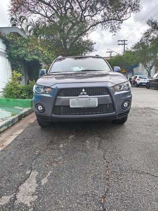 MITSUBISHI-OUTLANDER-2009