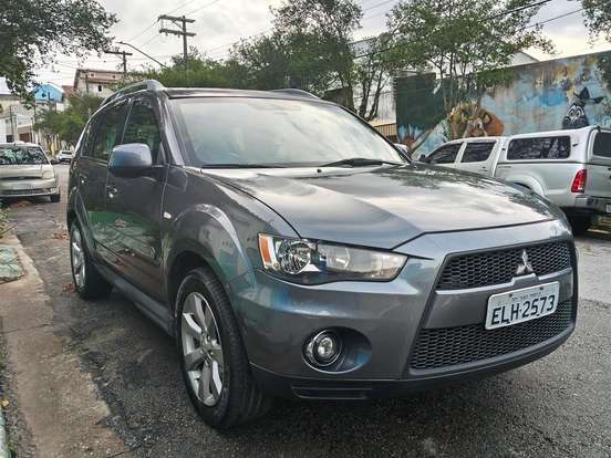 MITSUBISHI-OUTLANDER-3.0 GT 4X4 V6 24V GASOLINA 4P AUTOMÁTICO MITSUBISHI-OUTLANDER-2009