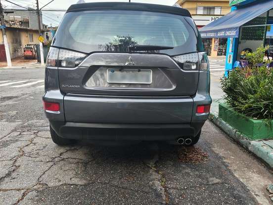MITSUBISHI-OUTLANDER-3.0 GT 4X4 V6 24V GASOLINA 4P AUTOMÁTICO MITSUBISHI-OUTLANDER-2009