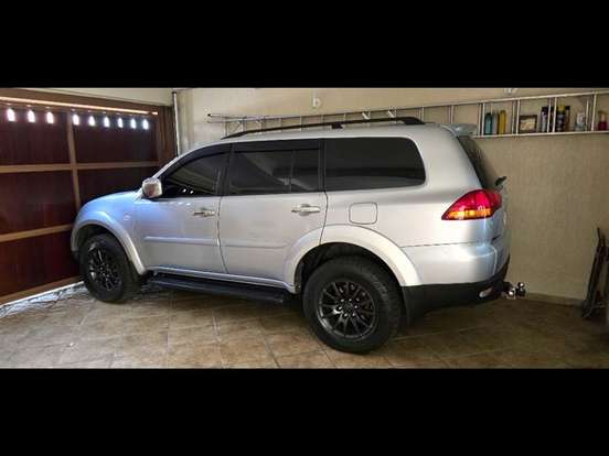 MITSUBISHI-PAJERO DAKAR-3.2 HPE 4X4 7 LUGARES 16V TURBO INTERCOOLER DIESEL 4P AUTOMÁTICO MITSUBISHI-PAJERO DAKAR-2010