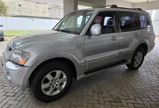 MITSUBISHI PAJERO FULL 3.2 GLS 4X4 16V TURBO INTERCOOLER DIESEL 4P AUTOMÁTICO