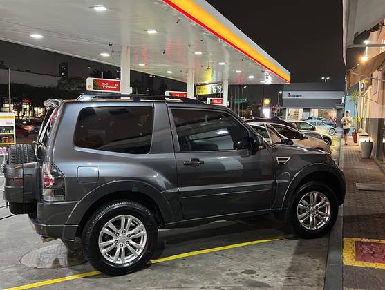 MITSUBISHI PAJERO FULL 3.2 HPE 4X4 16V TURBO INTERCOOLER DIESEL 2P AUTOMÁTICO