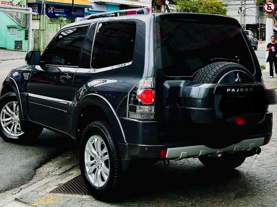 MITSUBISHI-PAJERO FULL-3.2 HPE 4X4 16V TURBO INTERCOOLER DIESEL 2P AUTOMÁTICO MITSUBISHI-PAJERO FULL-2019