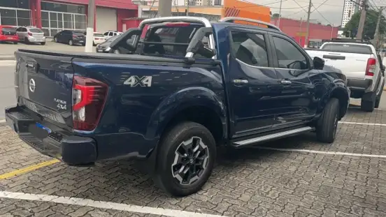 NISSAN-FRONTIER-2022