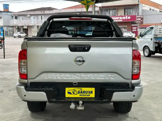NISSAN-FRONTIER-2022