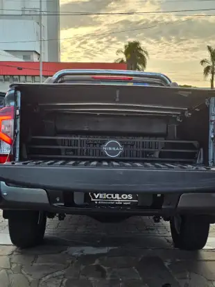 NISSAN-FRONTIER-2023