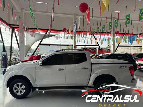 NISSAN-FRONTIER-2017