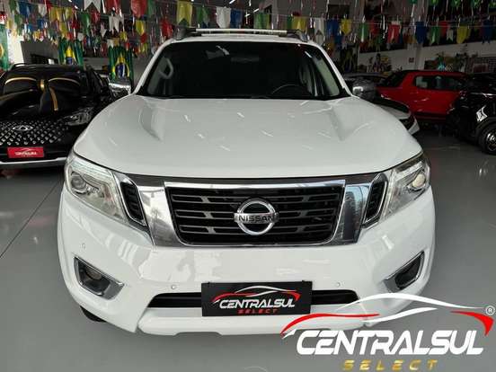 NISSAN-FRONTIER-2.3 16V TURBO DIESEL LE CD 4X4 AUTOMÁTICO NISSAN-FRONTIER-2017