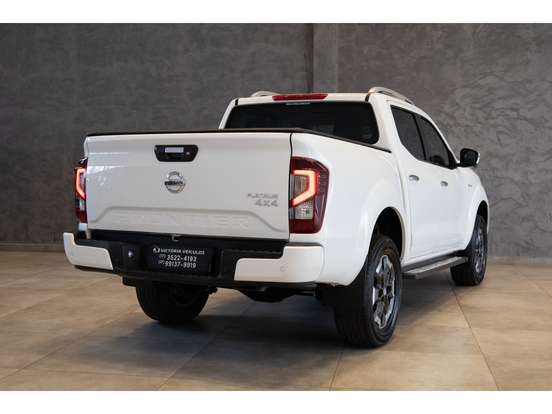 NISSAN-FRONTIER-2022