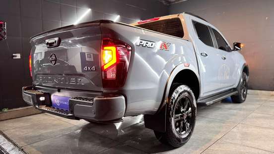 NISSAN-FRONTIER-2024