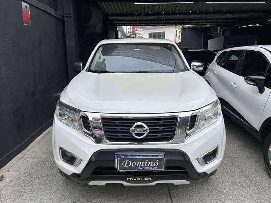 NISSAN-FRONTIER-2020