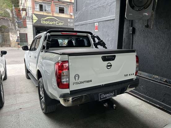 NISSAN-FRONTIER-2020