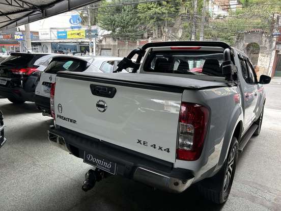 NISSAN-FRONTIER-2020