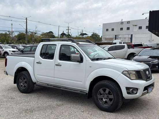 NISSAN-FRONTIER-2014