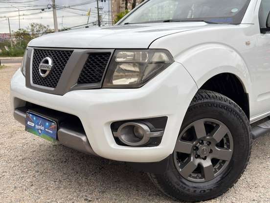NISSAN-FRONTIER-2.5 SV ATTACK 4X4 CD TURBO ELETRONIC DIESEL 4P AUTOMÁTICO NISSAN-FRONTIER-2014