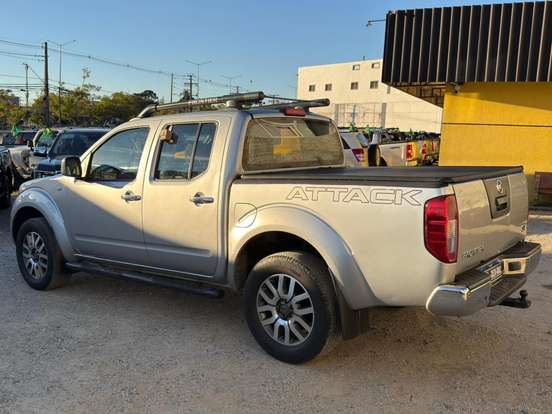 NISSAN-FRONTIER-2.5 SV ATTACK 4X4 CD TURBO ELETRONIC DIESEL 4P AUTOMÁTICO NISSAN-FRONTIER-2016
