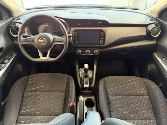NISSAN-KICKS-2023