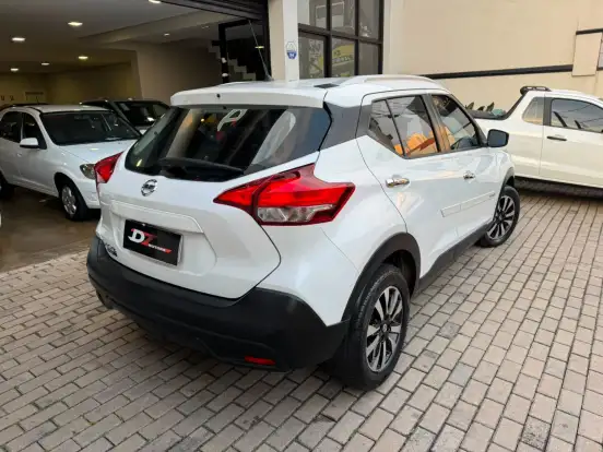 NISSAN-KICKS-2019