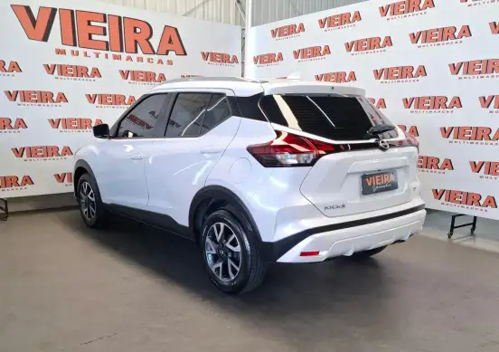 NISSAN-KICKS-2024