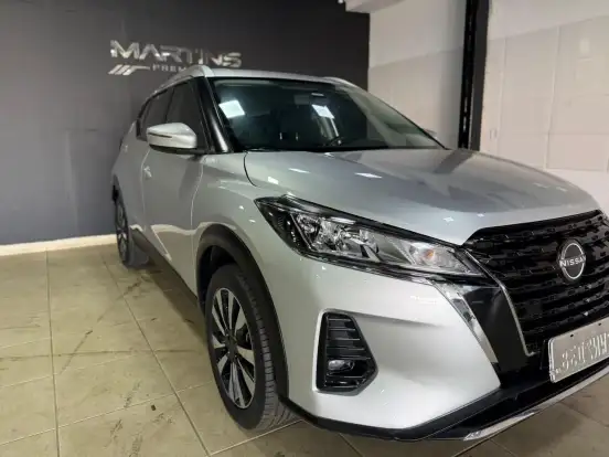 NISSAN-KICKS-2023