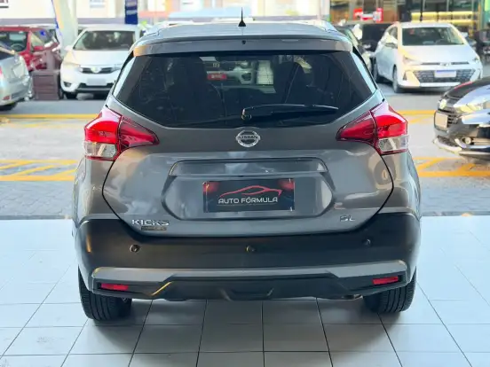 NISSAN-KICKS-2018